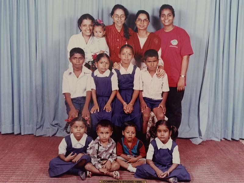 A heartwarming moment captured! The year is 1996!